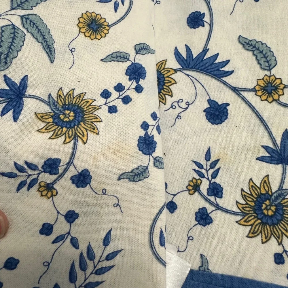 Williams Sonoma Marketplace Vintage 3 Piece Floral Napkins 20x20 inch Country